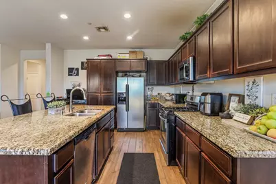 719 Beeler St, Stockton, CA 95204 - Photo 5