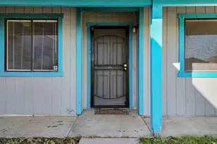 2041 Holbrook Pl, Manteca, CA 95336 - Photo 5