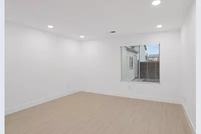 4753 Ridge River Avenue, Stockton, CA 95206 - Photo 9