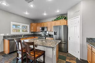 7009 Finale Ln, Hughson, CA 95326 - Photo 17