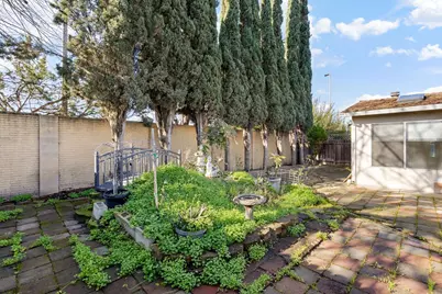 4928 Earlcort Circle, Sacramento, CA 95842 - Photo 35