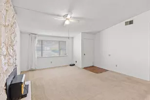 4928 Earlcort Cir, Sacramento, CA 95842 - Photo 9