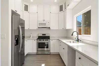 6035 Cheshire Way, Citrus Heights, CA 95610 - Photo 13