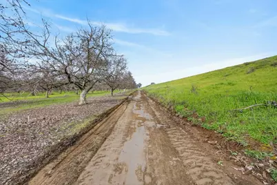 304 Silva Avenue, Marysville, CA 95901 - Photo 11