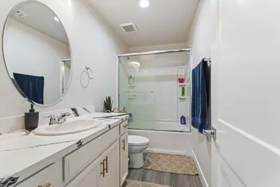 1711 Bella Lago Drive, Stockton, CA 95206 - Photo 31