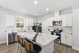 1711 Bella Lago Dr, Stockton, CA 95206 - Photo 17