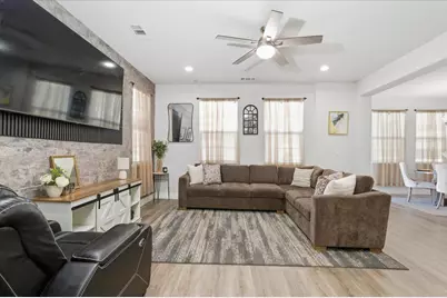 1711 Bella Lago Drive, Stockton, CA 95206 - Photo 11