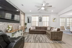 1711 Bella Lago Dr, Stockton, CA 95206 - Photo 11