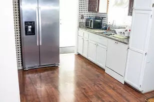 4633 Lippi Pkwy, Sacramento, CA 95823 - Photo 25