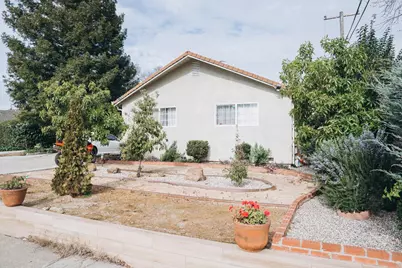 4633 Lippi Parkway, Sacramento, CA 95823 - Photo 3