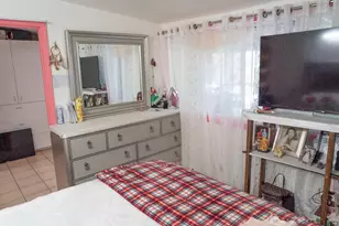 4633 Lippi Pkwy, Sacramento, CA 95823 - Photo 9