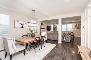 906 Landsdale Ct, El Dorado Hills, CA 95762 - Photo 9