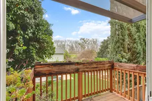 243 McDowell Ln, West Sacramento, CA 95605 - Photo 7