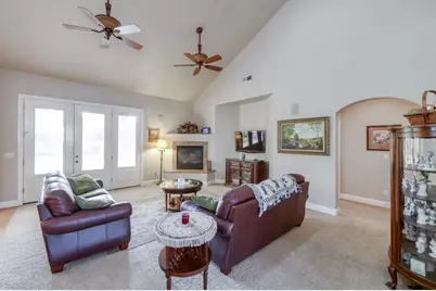 6125 Del Monte Court, Chowchilla, CA 93610 - Photo 7