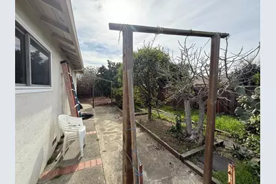 5585 Fernwood Drive, Newark, CA 94560 - Photo 31