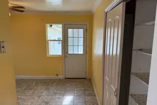 5585 Fernwood Dr, Newark, CA 94560 - Photo 7