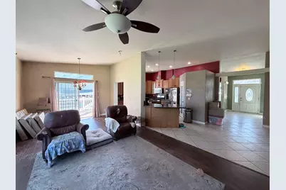 2055 Candlelight Drive, Somerset, CA 95684 - Photo 15