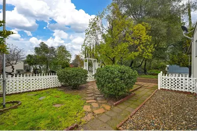 Danielle Way, Folsom, CA 95630 - Photo 41