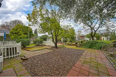 Danielle Way, Folsom, CA 95630 - Photo 37