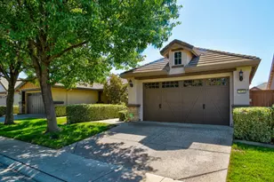 7828 Barnsley Way, Elk Grove, CA 95757 - Photo 3