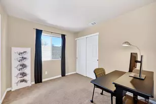 9122 Bungalow Way, Elk Grove, CA 95758 - Photo 31