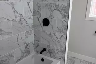 327 Hosmer Ave, Modesto, CA 95351 - Photo 23