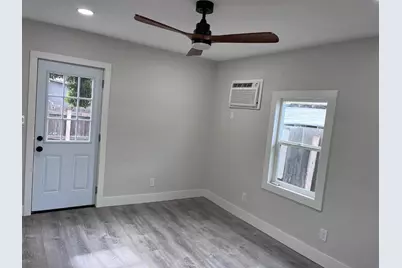 327 Hosmer Avenue, Modesto, CA 95351 - Photo 17