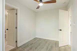 327 Hosmer Ave, Modesto, CA 95351 - Photo 29