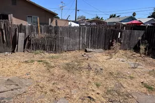 327 Hosmer Ave, Modesto, CA 95351 - Photo 15