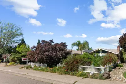 3395 Meadow Way, Rocklin, CA 95677 - Photo 3