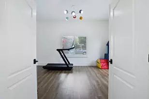 10928 St Moritz Cir, Stockton, CA 95209 - Photo 9