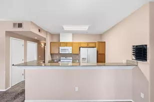 4200 E Commerce Way, Sacramento, CA 95834 - Photo 11