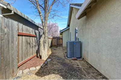 1725 Schellbach Drive, Lincoln, CA 95648 - Photo 21