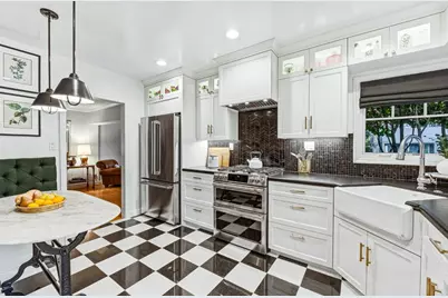 1058 Perkins Way, Sacramento, CA 95818 - Photo 17