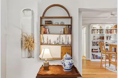 1058 Perkins Way, Sacramento, CA 95818 - Photo 5