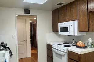 6815 Antigua Way, Sacramento, CA 95831 - Photo 9