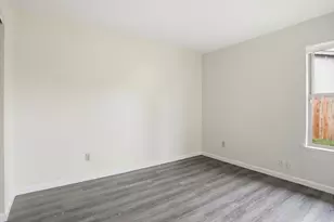 8185 Essen Way, Sacramento, CA 95823 - Photo 37