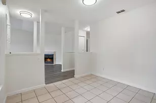 8185 Essen Way, Sacramento, CA 95823 - Photo 11