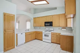 1416 Ranch House Ct, Oakdale, CA 95361 - Photo 7