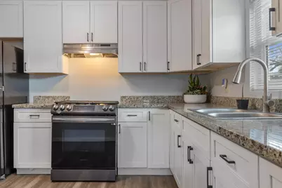 1551 Chronicle Avenue, Stockton, CA 95205 - Photo 17