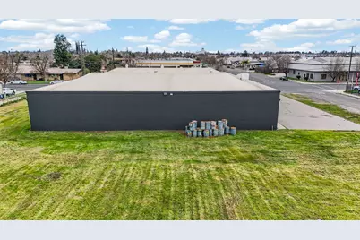 1505 W 18th Street, Merced, CA 95340 - Photo 23