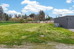 1505 W 18th St, Merced, CA 95340 - Photo 27