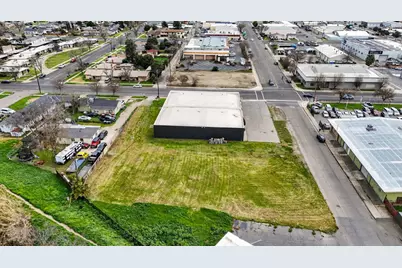 1505 W 18th Street, Merced, CA 95340 - Photo 7