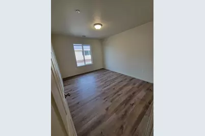 471 E Alameda Street, Manteca, CA 95336 - Photo 7