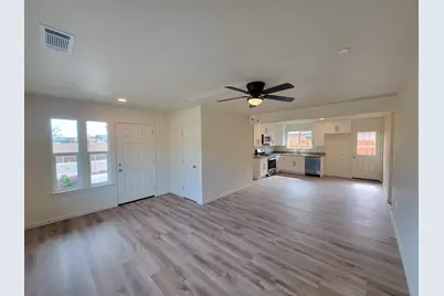 471 E Alameda Street, Manteca, CA 95336 - Photo 3