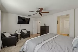 8525 Hawley Way, Elk Grove, CA 95624 - Photo 31