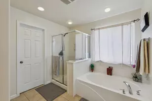 8525 Hawley Way, Elk Grove, CA 95624 - Photo 33