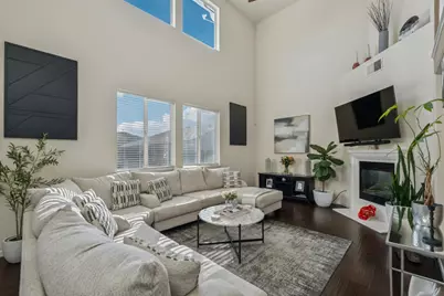 8525 Hawley Way, Elk Grove, CA 95624 - Photo 5