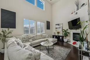 8525 Hawley Way, Elk Grove, CA 95624 - Photo 5