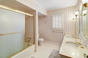 3624 Brockway Ct, Sacramento, CA 95818 - Photo 17